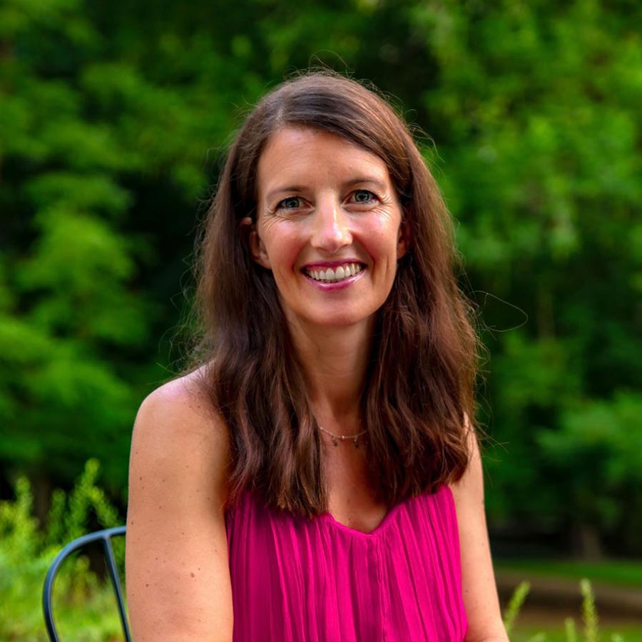 polona-klaric-karuna-objem